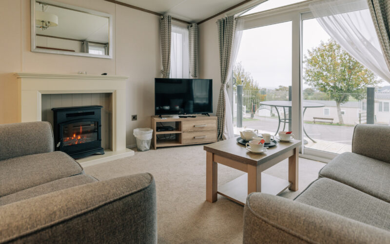 Oak holiday home sitting area